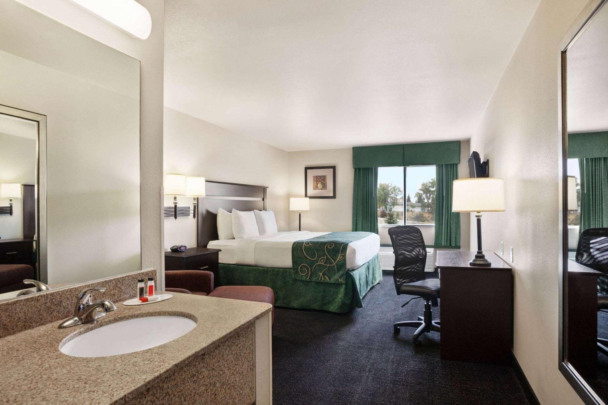 Travelodge By Wyndham Mcalester Exteriér fotografie