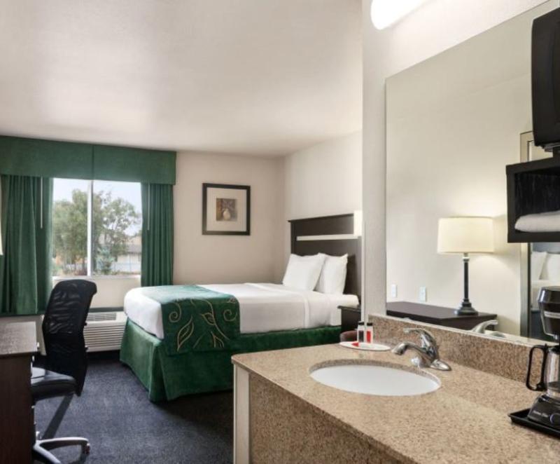 Travelodge By Wyndham Mcalester Exteriér fotografie